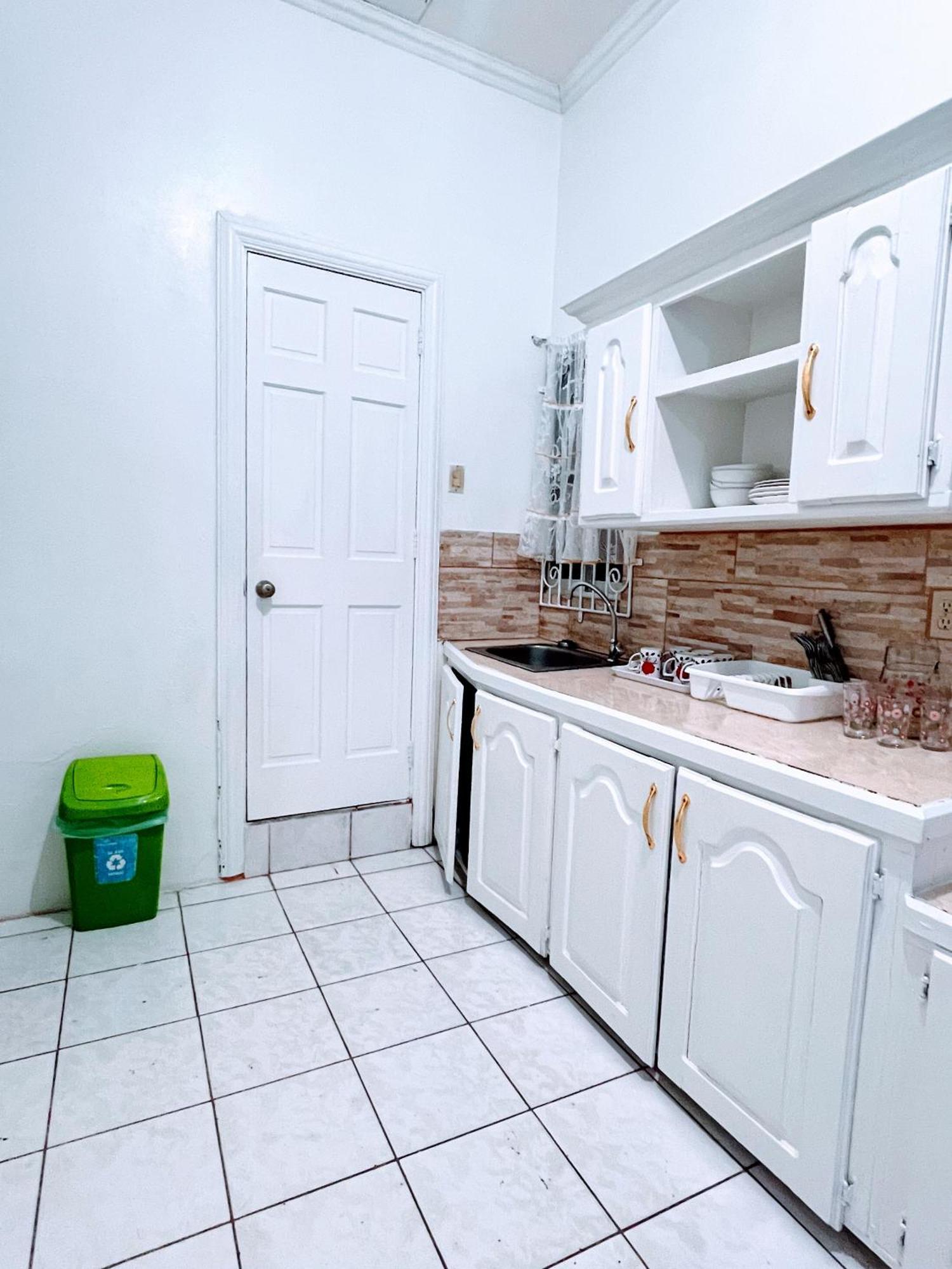 Emerald Apartments Inc Georgetown Esterno foto